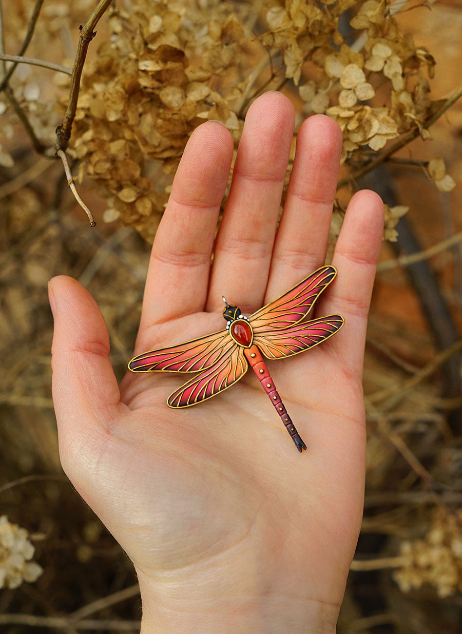 Double-sided dragonfly pendant