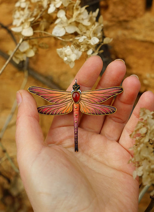 Double-sided dragonfly pendant