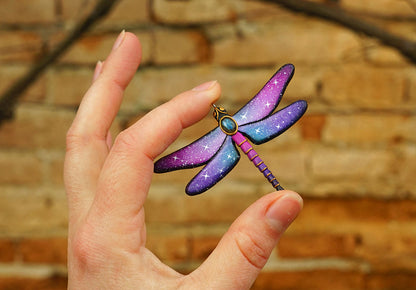 Double-sided dragonfly pendant