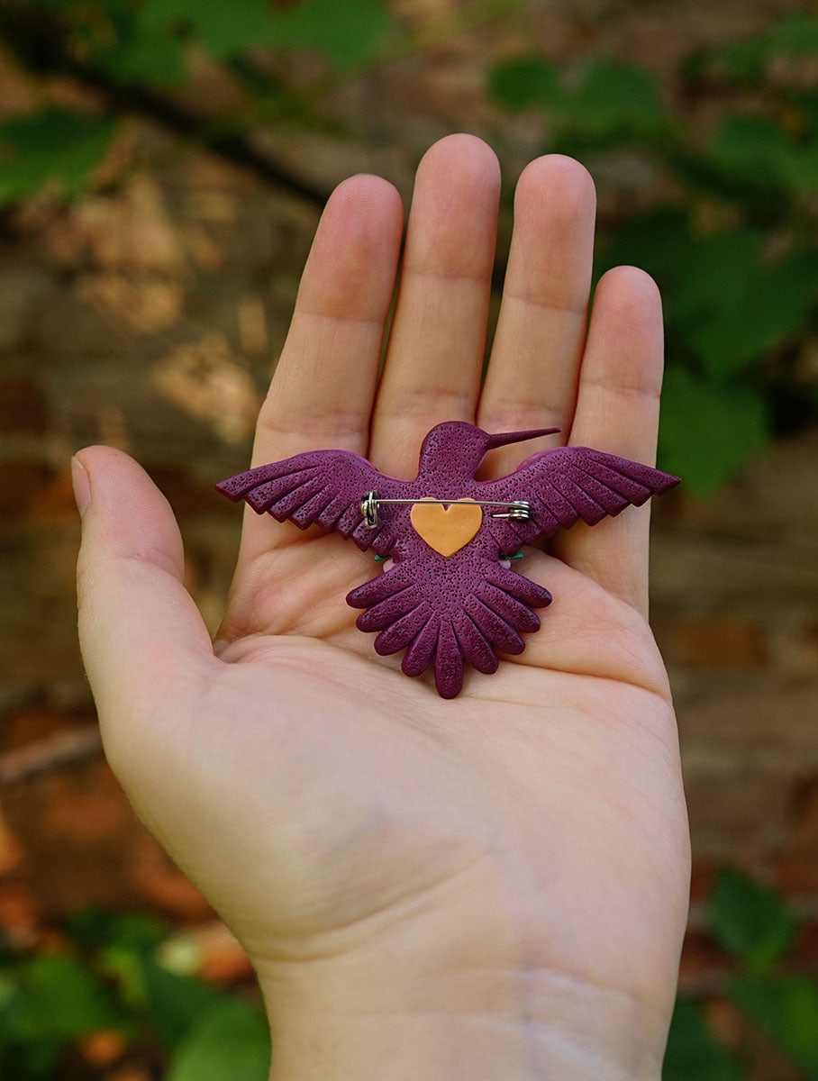 Hummingbird brooch