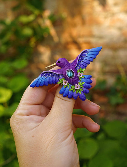 Hummingbird brooch