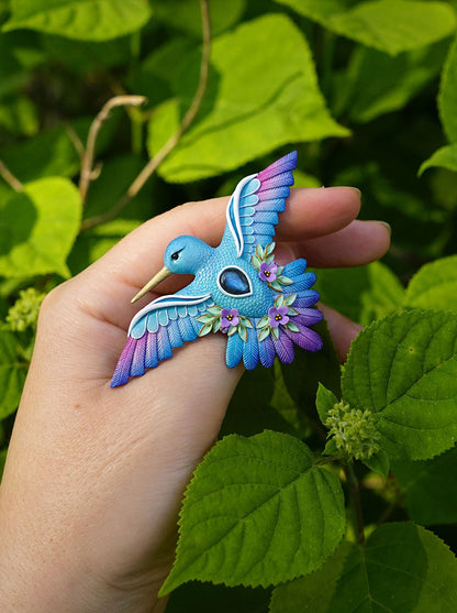 Hummingbird brooch