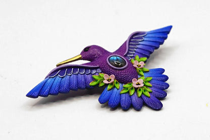 Hummingbird brooch