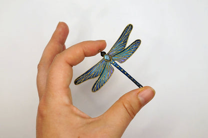 Double-sided dragonfly pendant